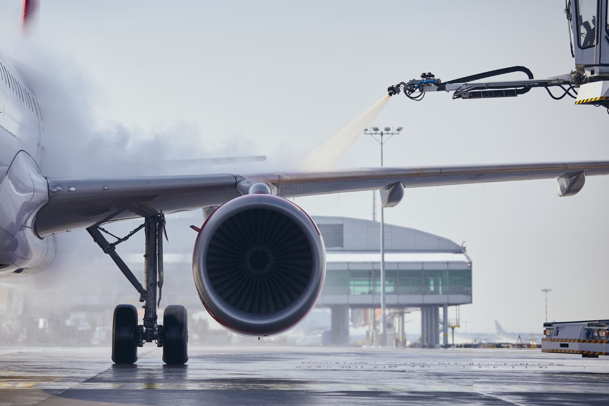 How Does Aircraft Deicing Work? National Aviation Academy