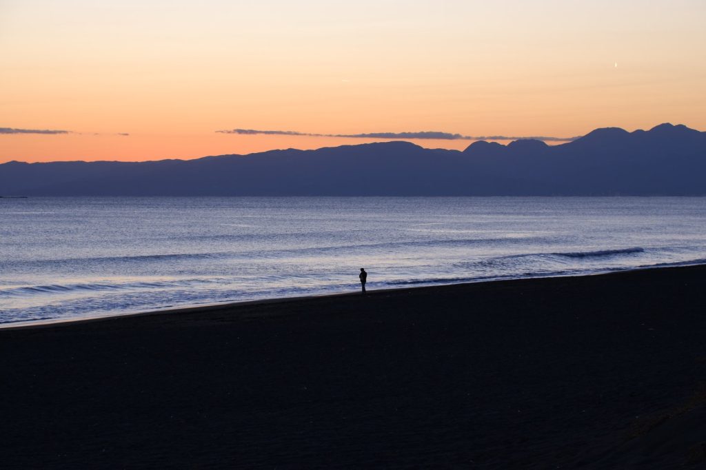 Beach sunset (X-T200/7Artisan 60mm)