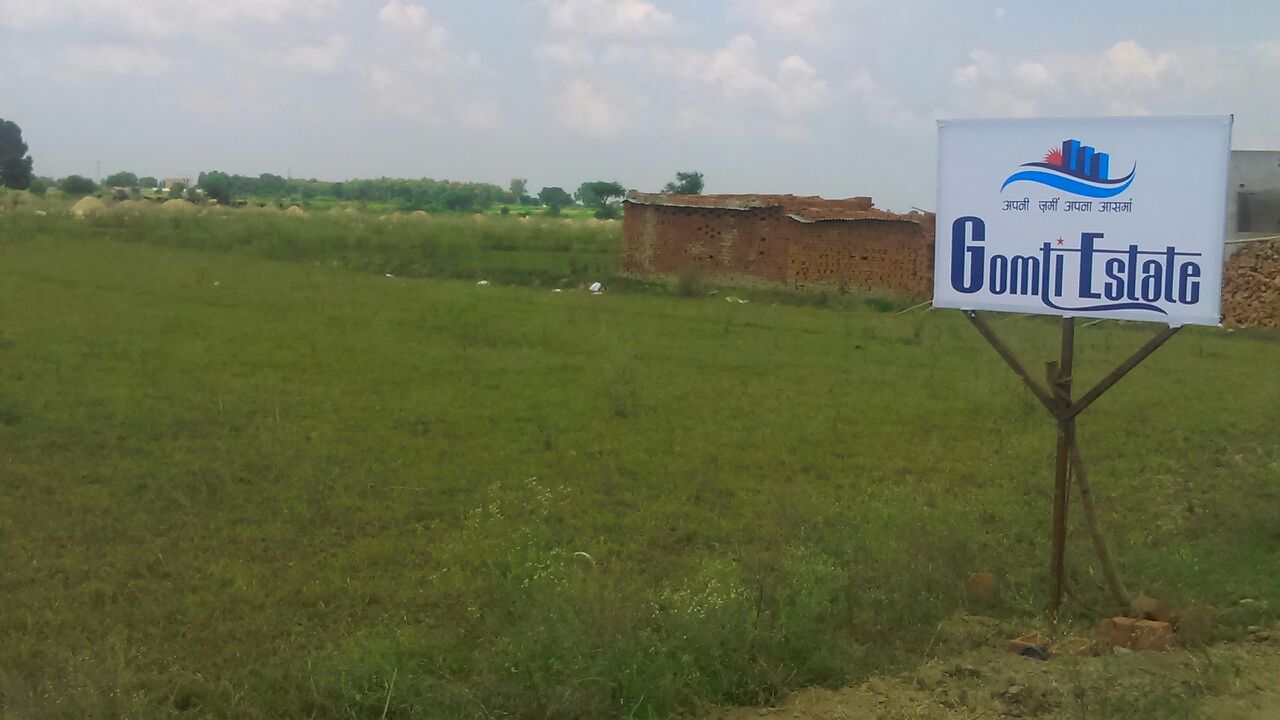 Residential Plot / Land for sale in Gomti Nagar Lucknow 2400 Sqft