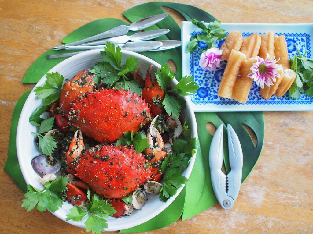 Black Pepper Crab with Garlic Oil Naoko's Kitchen