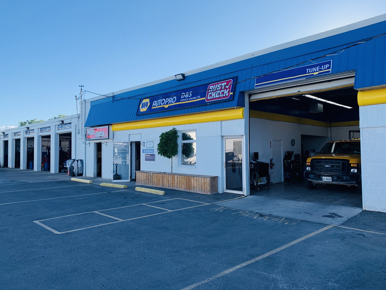 NAPA AUTOPRO D & S Service Centre Ltd Sarnia Auto Repair Centre