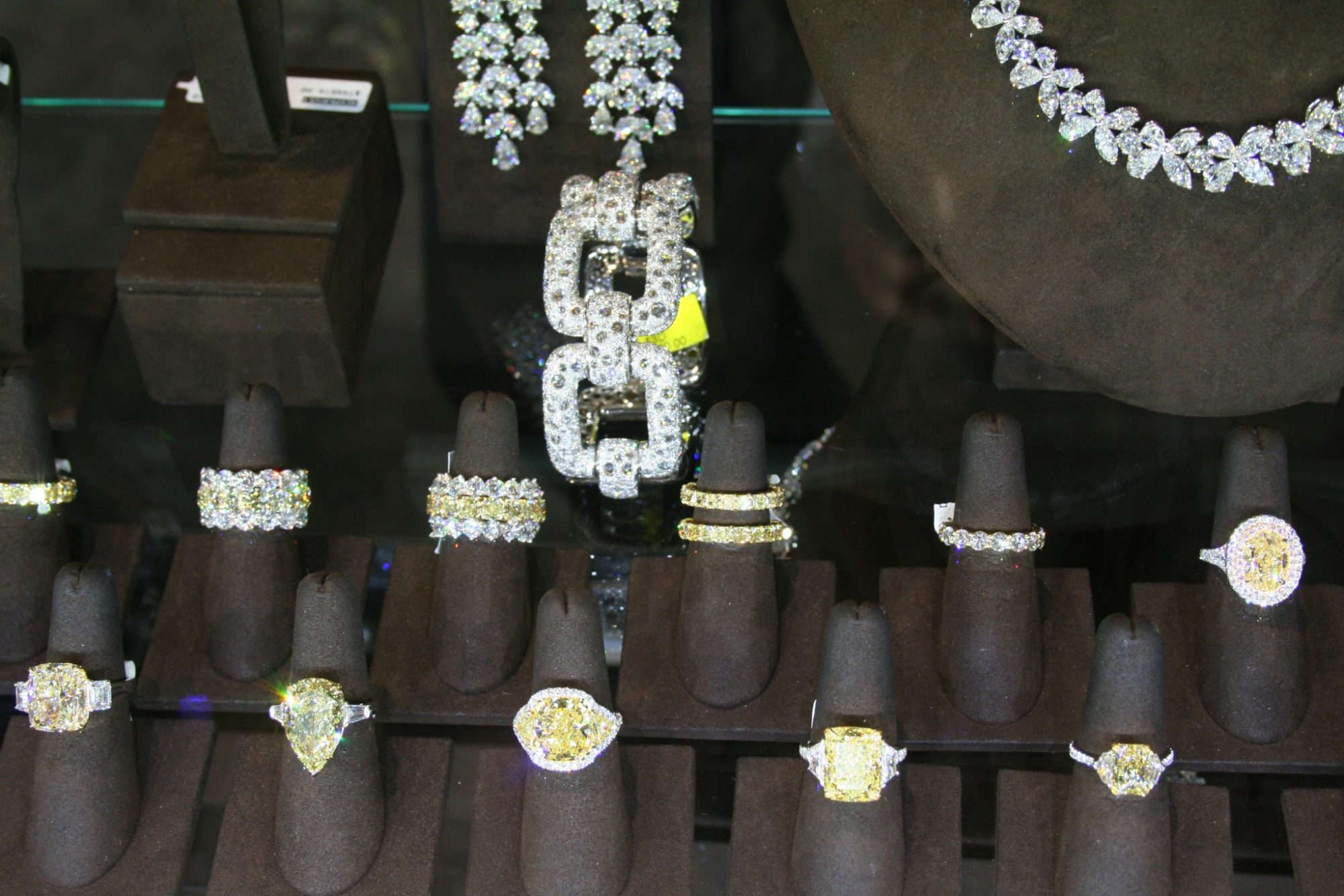 IMG_9012 Naples Art, Antique & Jewelry Show