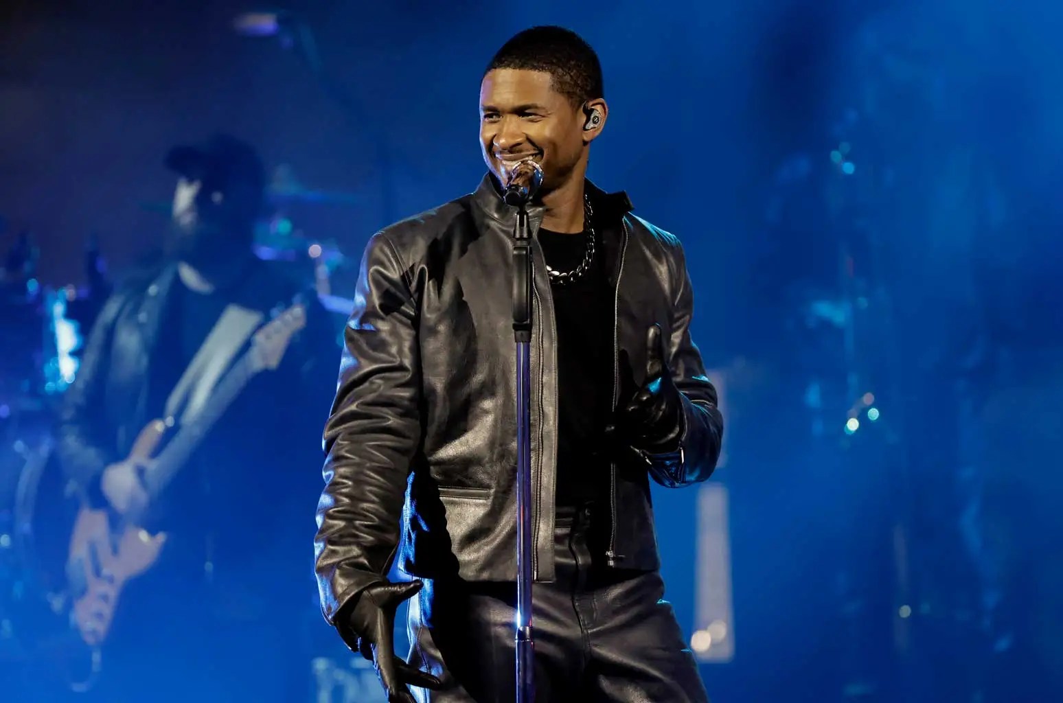 Usher va concerta în pauza finalei SuperBowl 2024