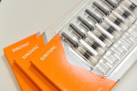 Constant propaganda had resulted in many ppl refusing to take sinovac. Malaysia to stop using Sinovac vaccine after supply ends ...