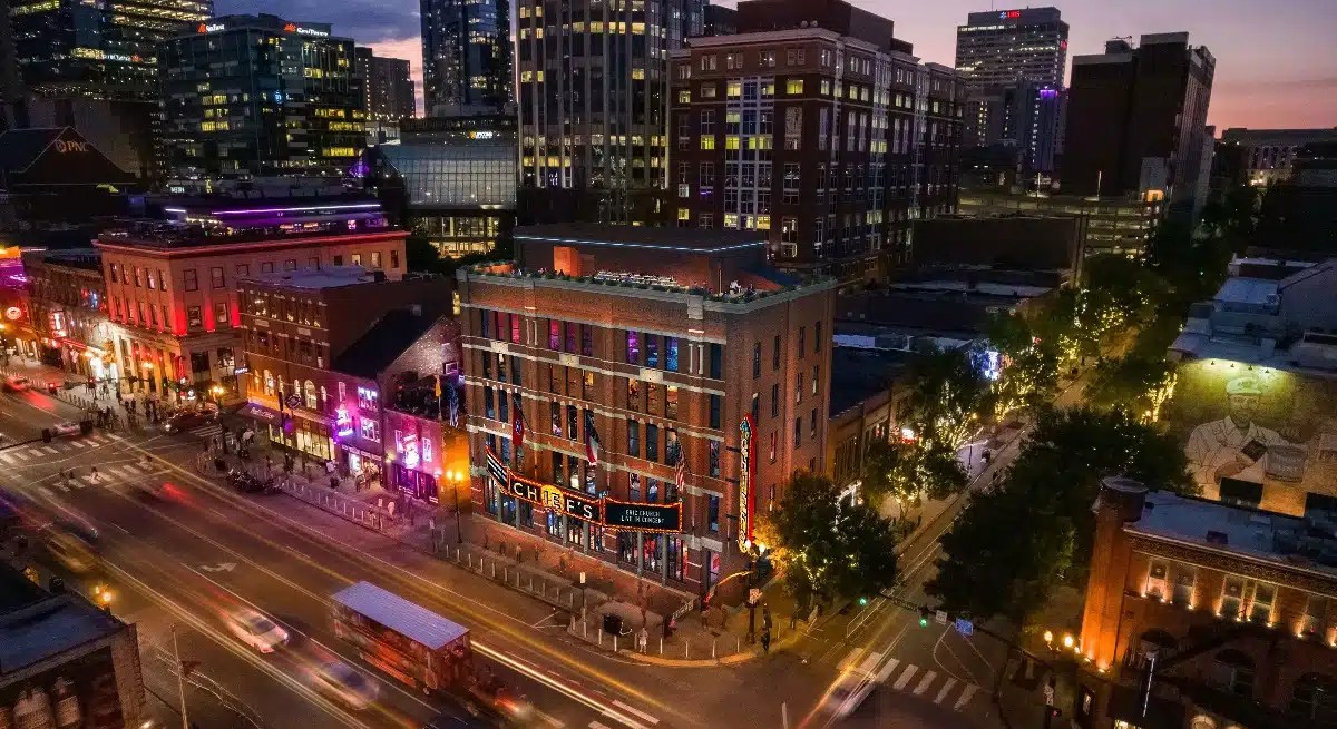 FIRST LOOK Eric Church’s "Chief's" On Broadway