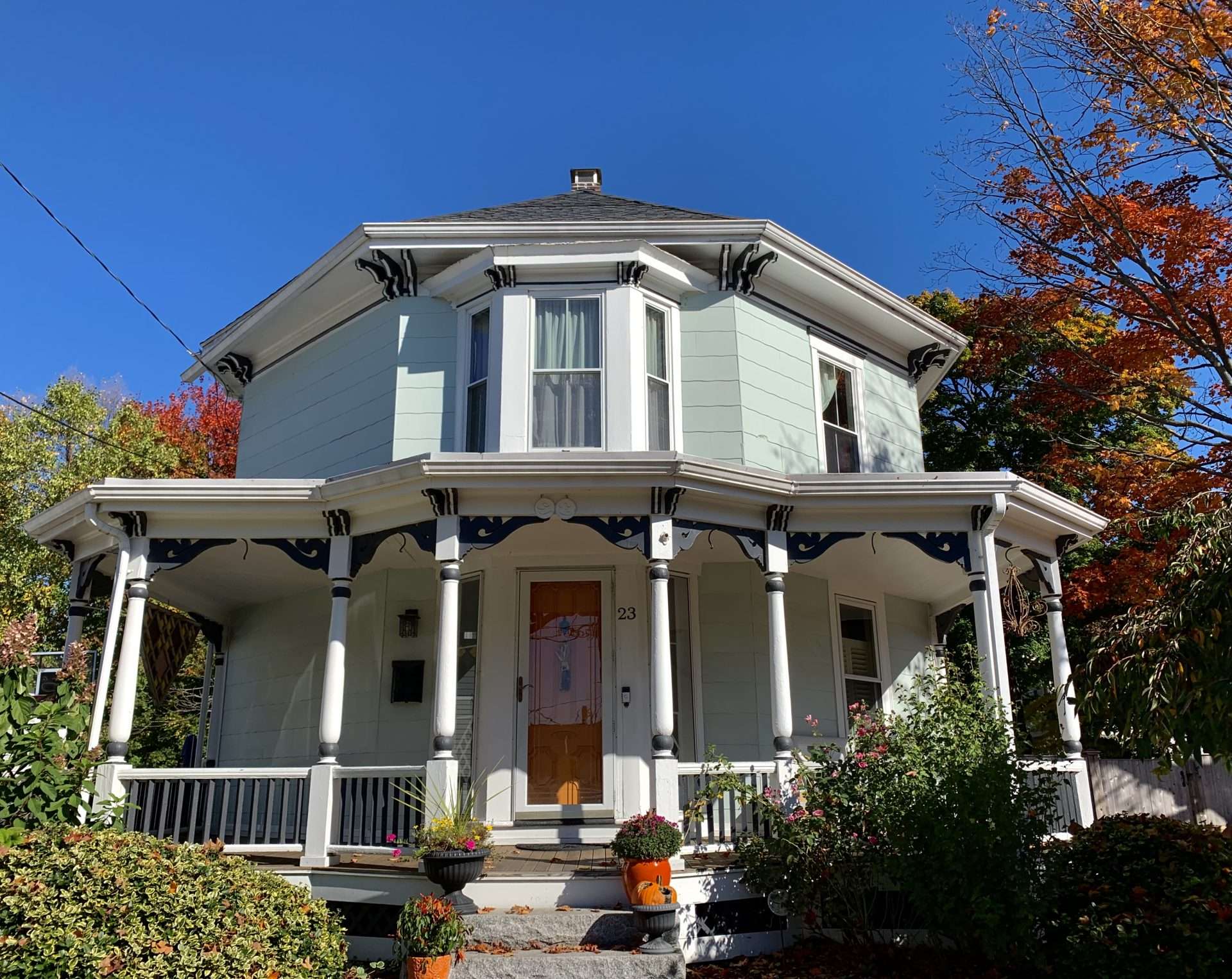 We toured Natick's historic Walnut Hill neighborhood Natick Report