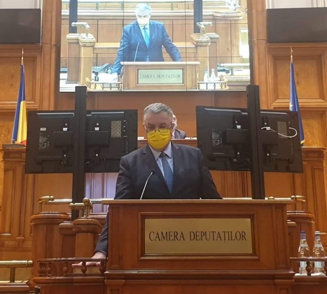 IncÄ Doi DeputaÈi PÄrÄsesc Grupul Parlamentar Al Pnl Primul PreÈedinte De FilialÄ Care Face Acest Pas Ziarul National