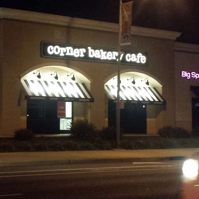 Natomas Corner Bakery Cafe Now Hiring The Natomas Buzz
