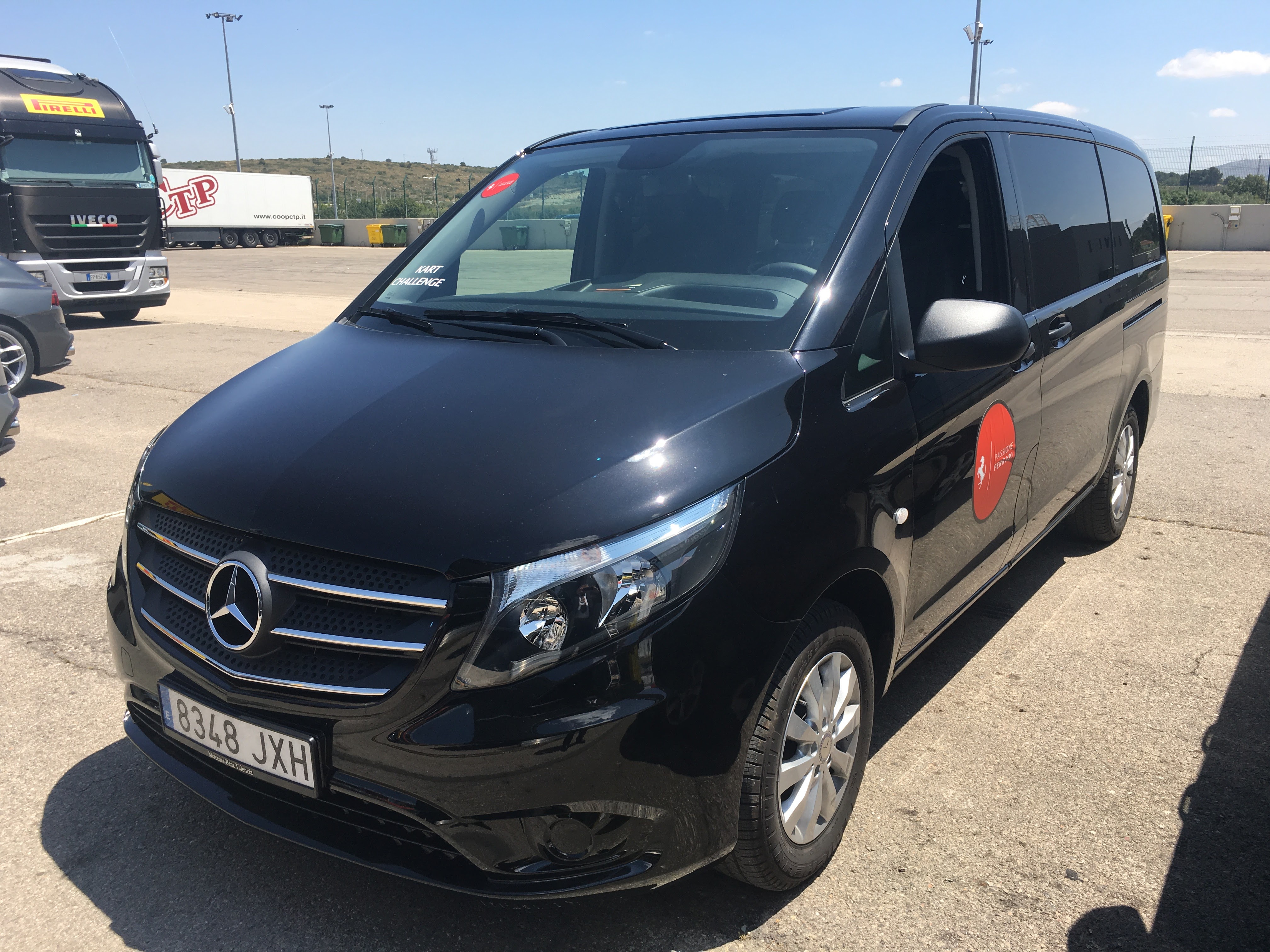 Alquiler Mercedes Minivan de lujo en Valencia con chofer