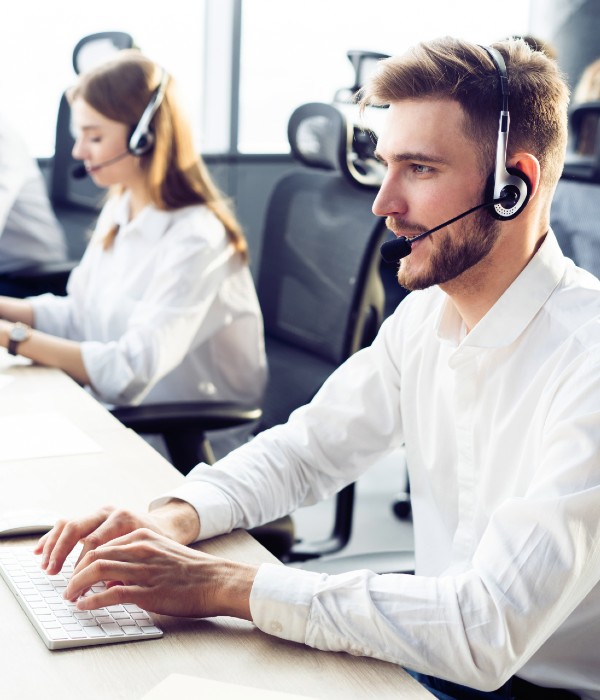 Navigation Global Excellence in Trucking Services