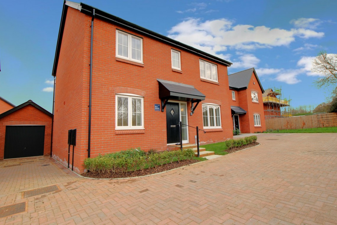 Sandalwood Green, Hempsted Lane, Gloucester Naylor Powell Estate Agents