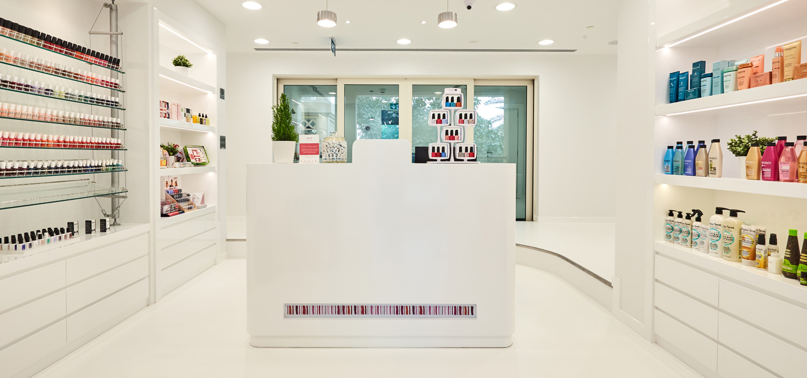 Best Nail & Beauty Salon in DIFC Gate Avenue N.Bar Love Your Nails