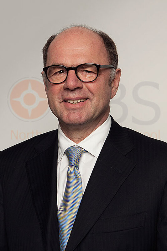 Dank für großes Engagement Verabschiedung von Prof. Dr. Bösch NBS