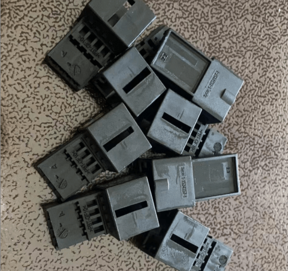TE connector available from stock
