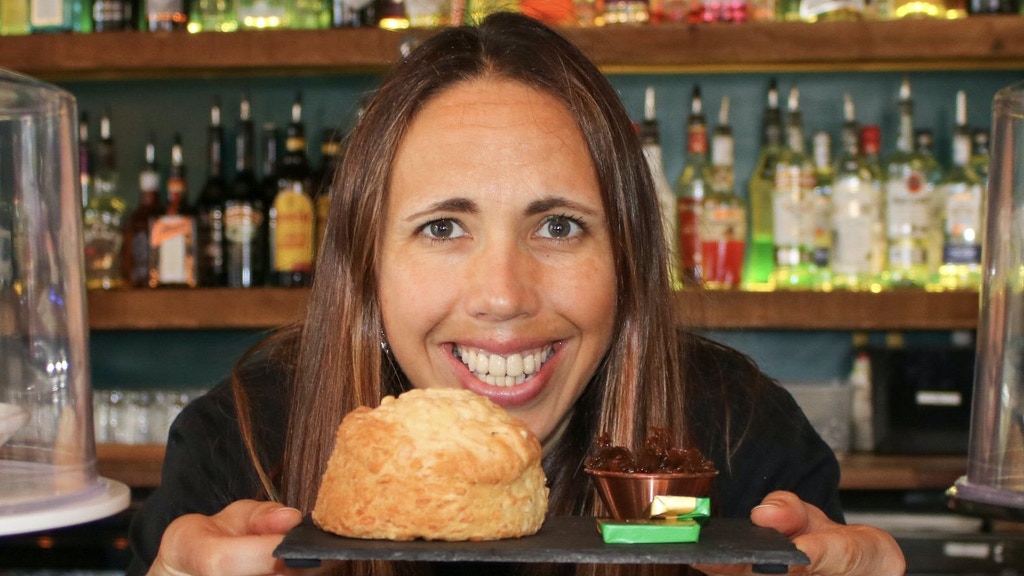 St Neots business in fundraising push to bring artisan bakery and school to