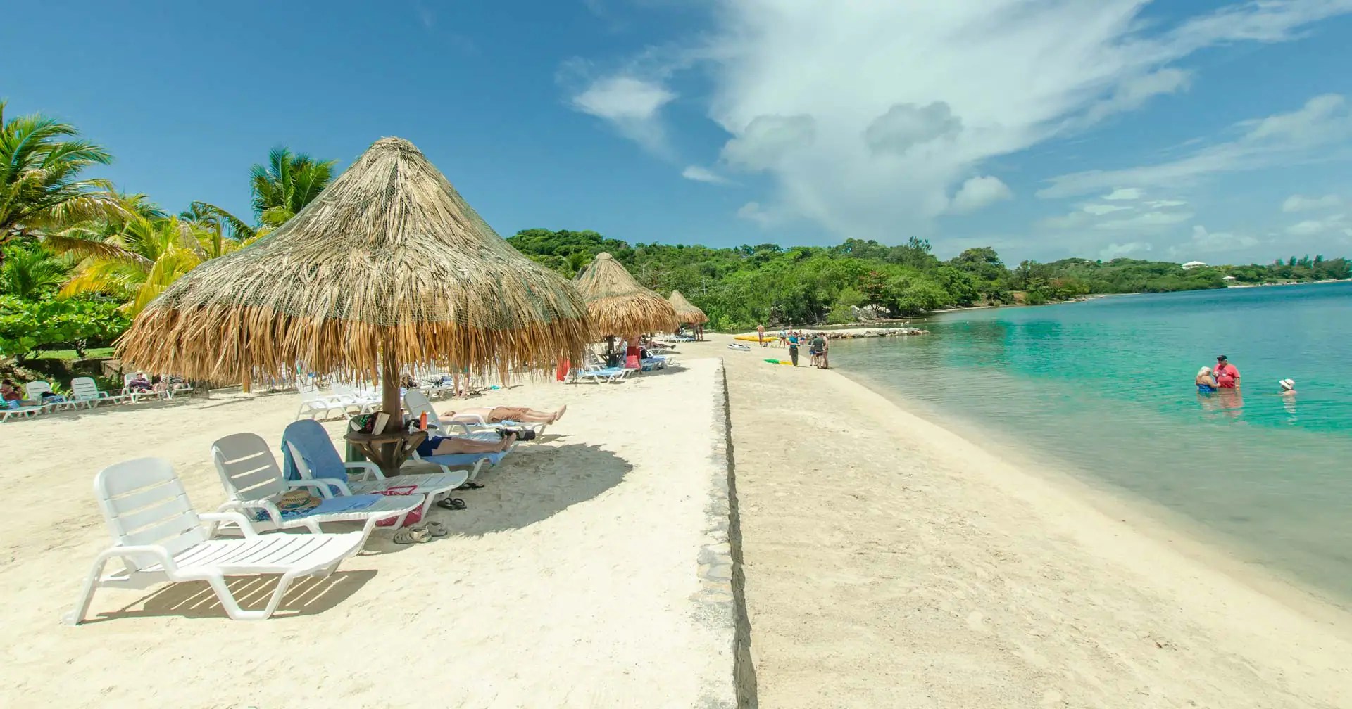 Roatán (Bay Islands), Honduras Turquoise Bay VIP All Inclusive Beach