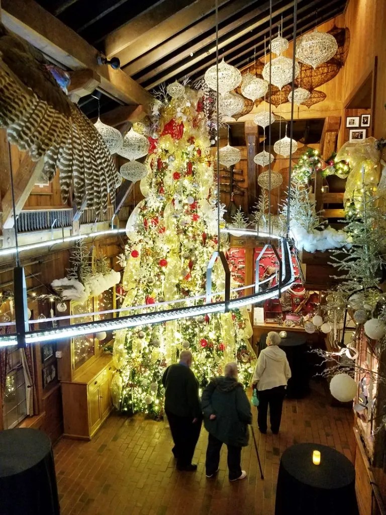 Angus Barn Christmas 2023 Retake The Angus Barn in Raleigh For Aged Beef and Holiday Magic! NC