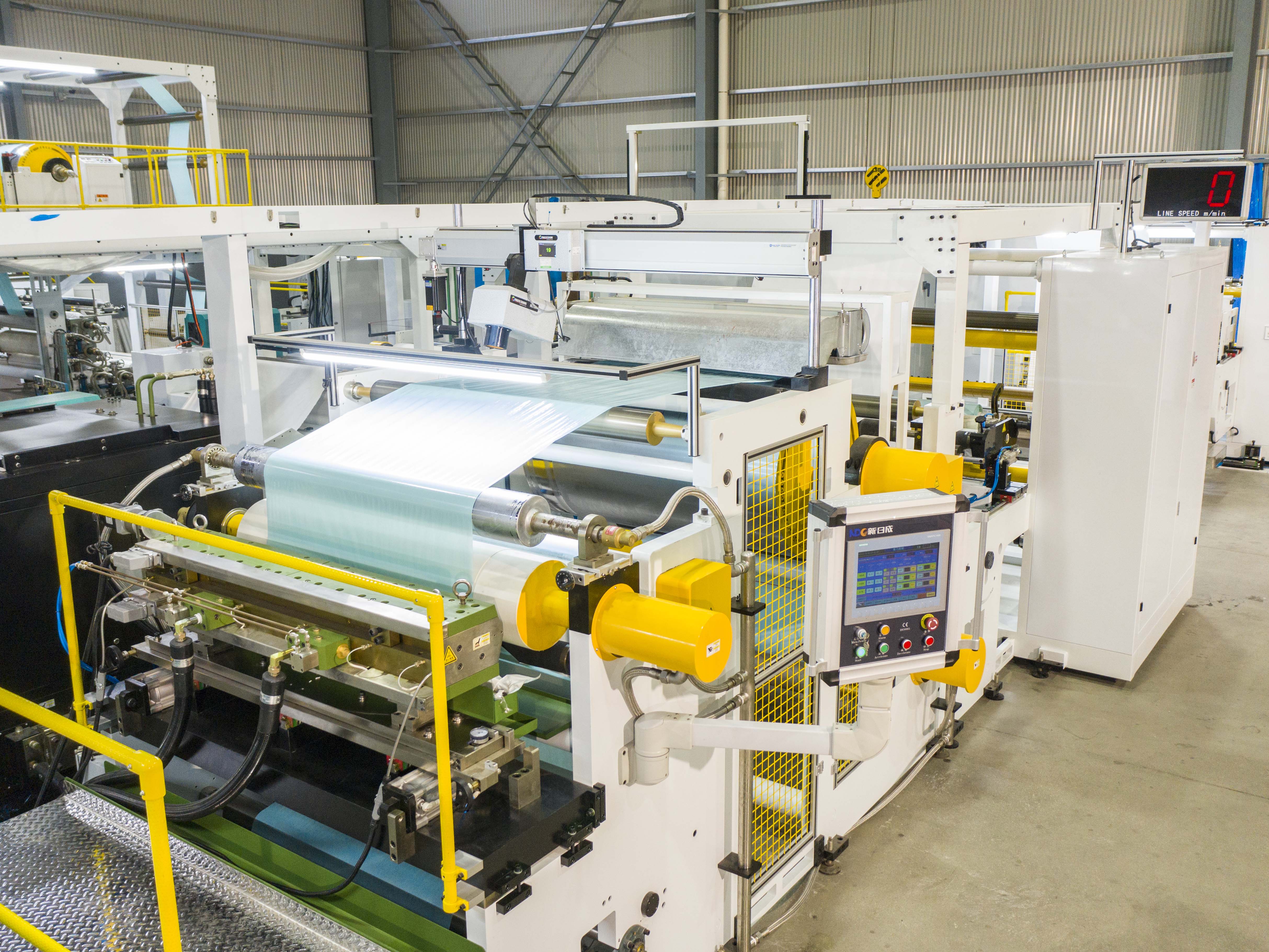 News Knowledge introduction of hot melt adhesive coating machine