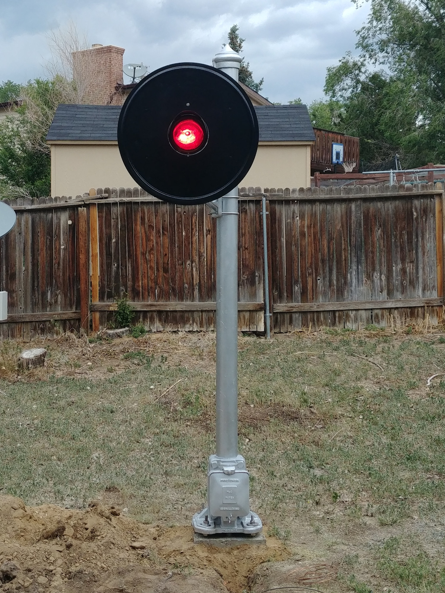 A Backyard Searchlight Signal Nathan D. Holmes