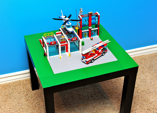 Make Your Own Lego Table Neatorama