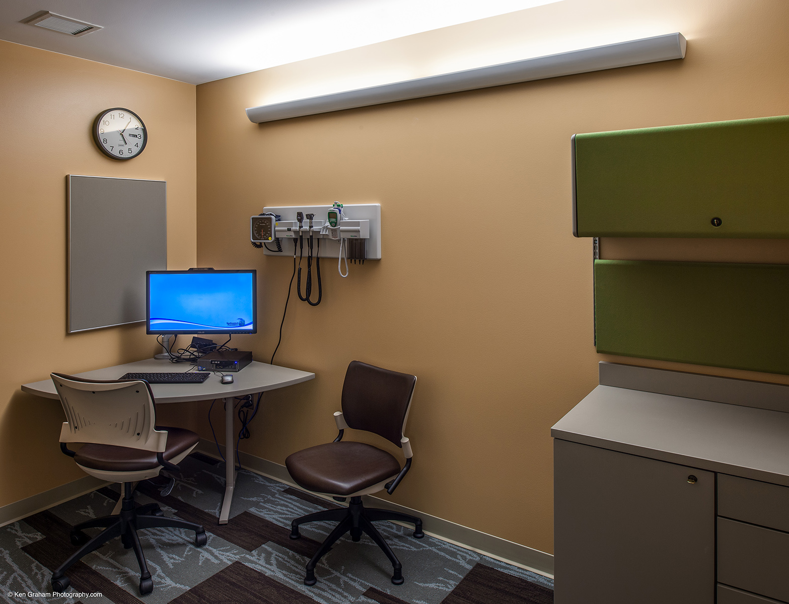 Primary Eye Care Center artonedesigns