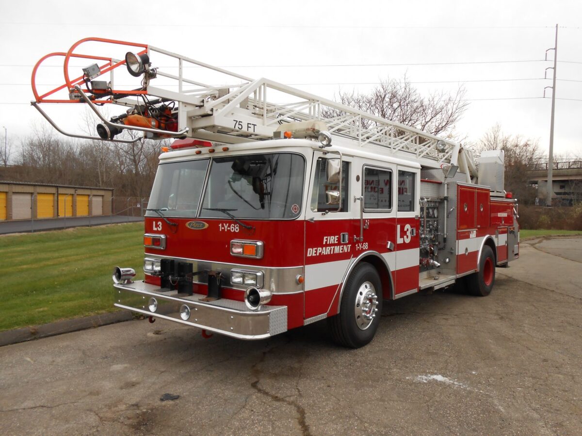 Used 75′ Pierce/Smeal Aerial New Fire Truck Delivery New England