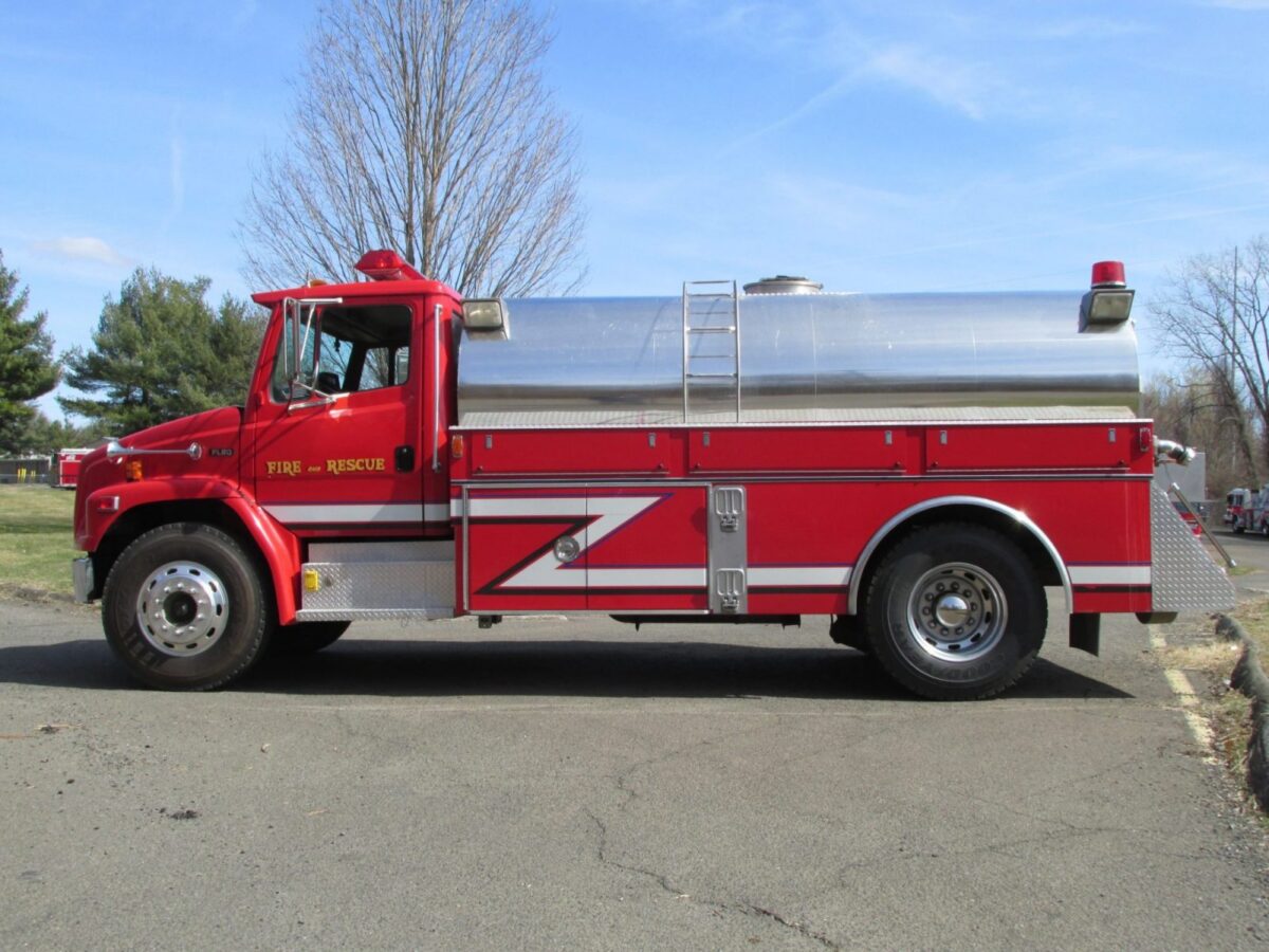 1995 FL/4 Guys Tanker New Fire Truck Delivery New England Fire