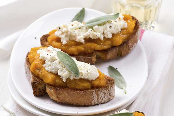 Crostini di pane con zucca