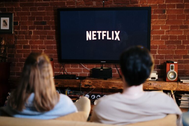 How to Watch Netflix Abroad? • neoAdviser