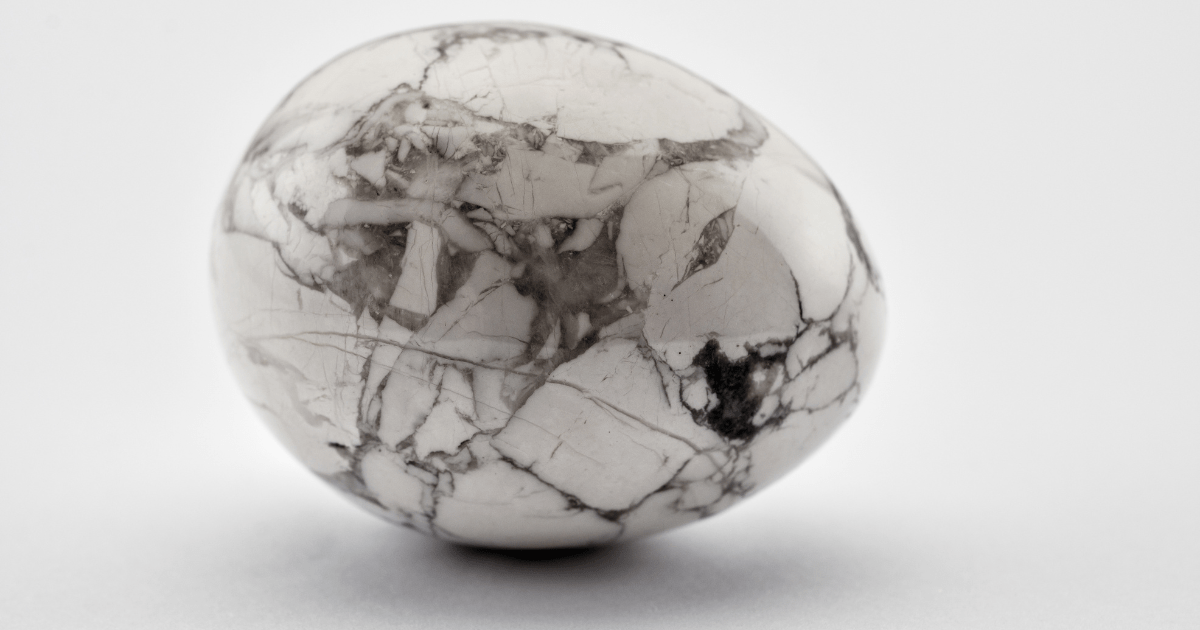 Howlite Meaning Healing Properties, Benefits and Uses