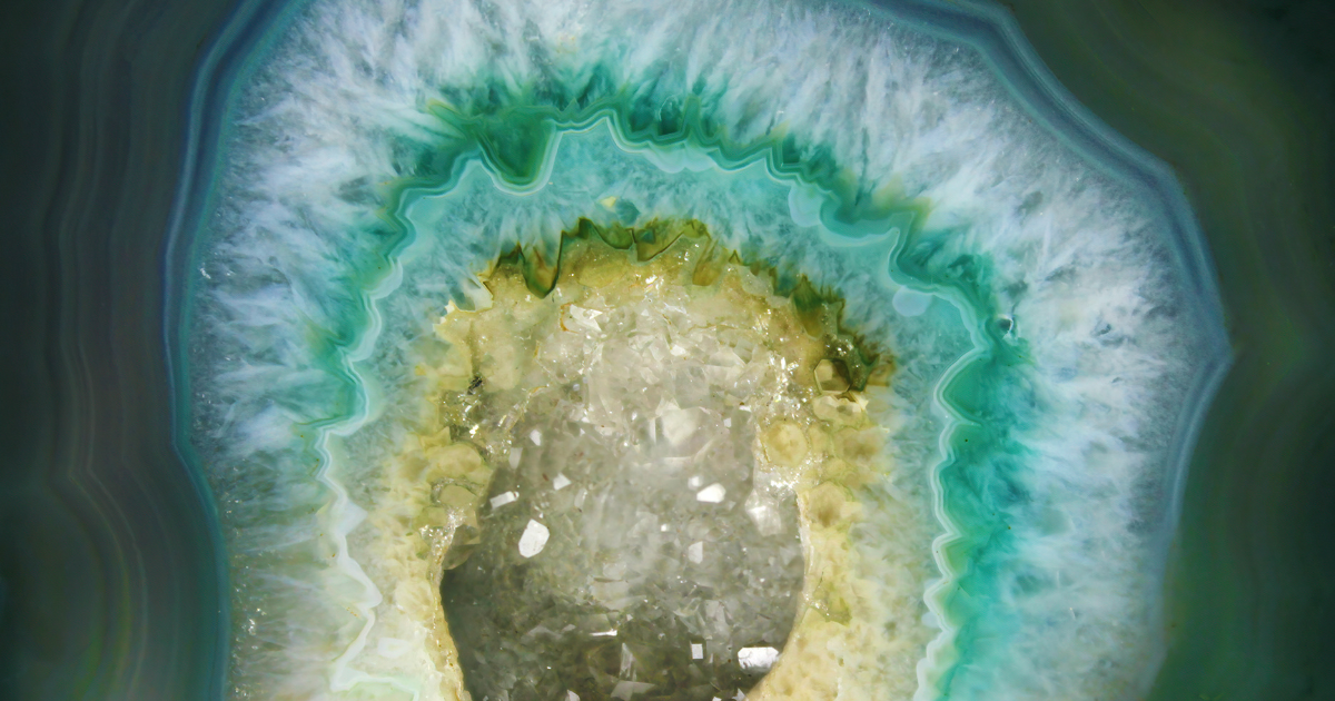 Green Agate Meaning Healing Properties, Benefits and Uses