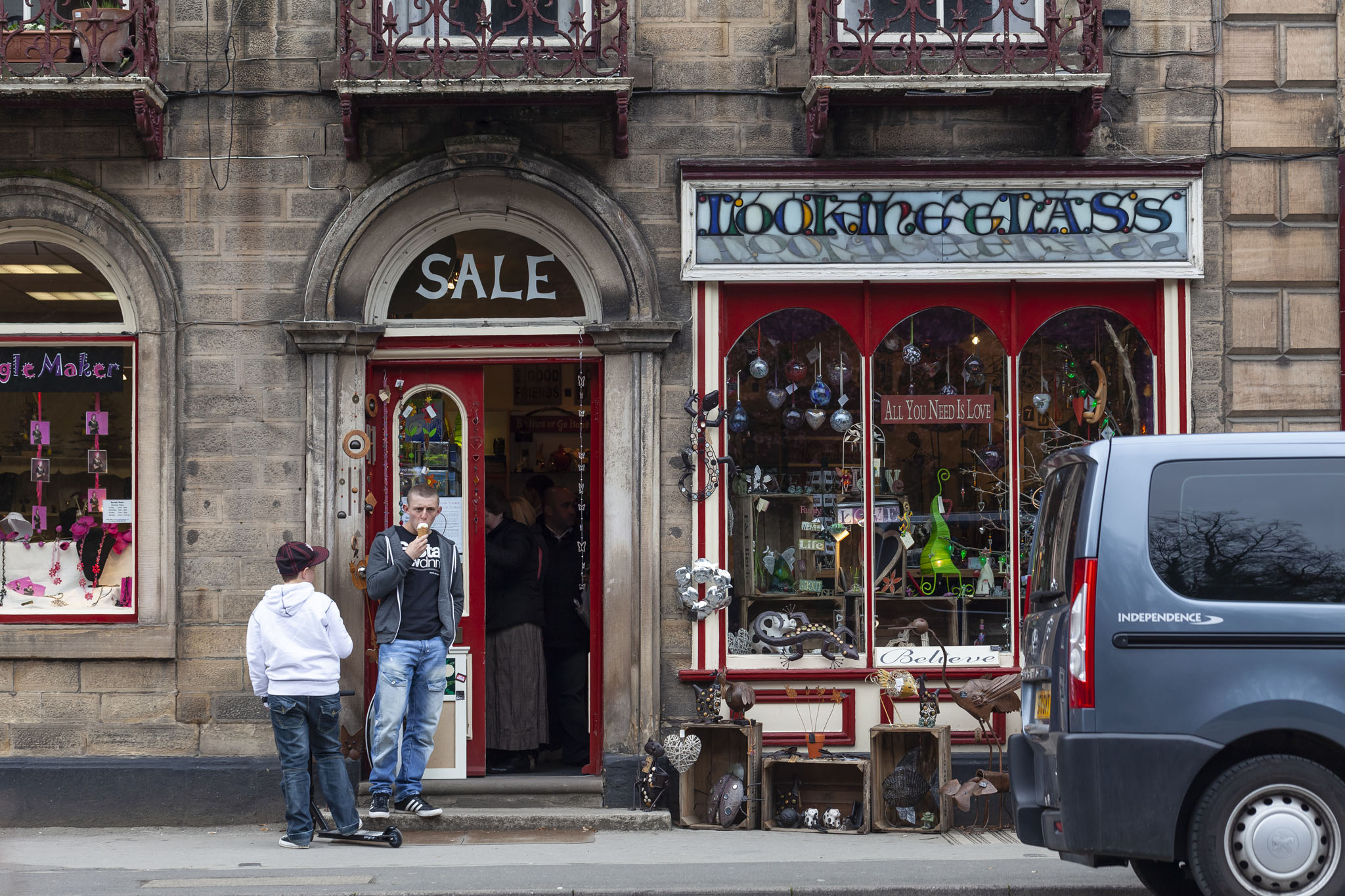 Matlock Bath neOnbubble