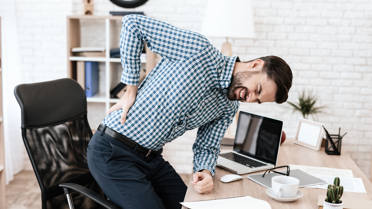 How To Avoid Back Pain While Working In An Office Nerdynaut