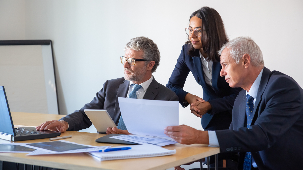6 Good Reasons to Choose an LLC Over a Corporation Nerdynaut