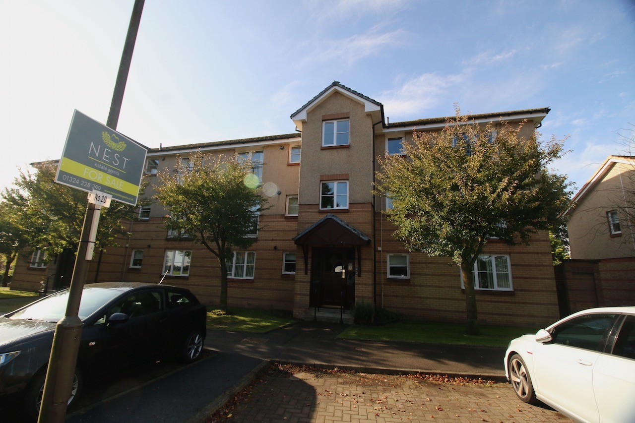 Queens Court, Larbert