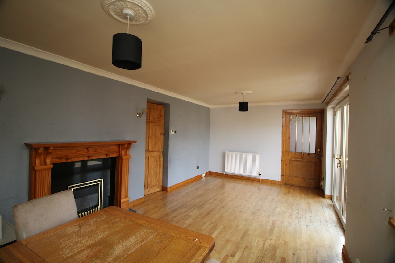 Medlar Road, Abronhill, Cumbernauld