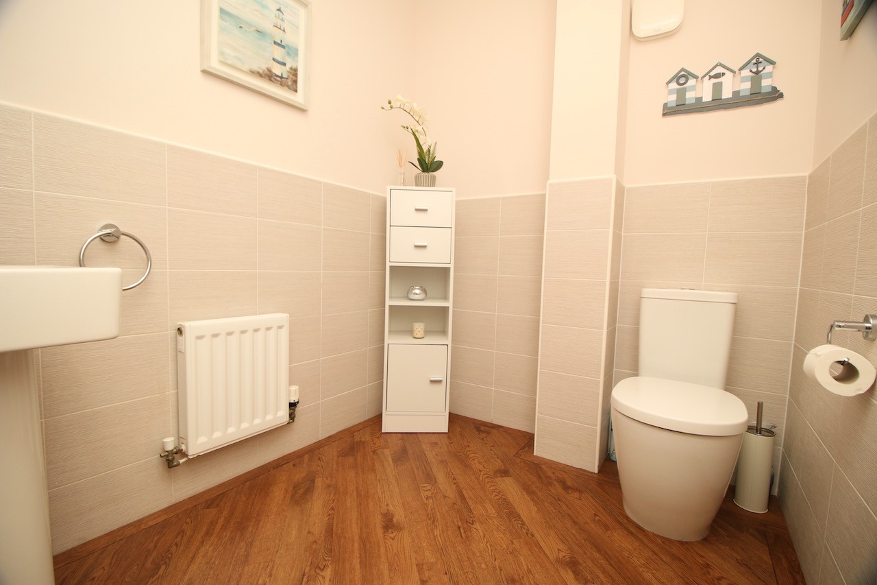 James Young Road, Westerinch