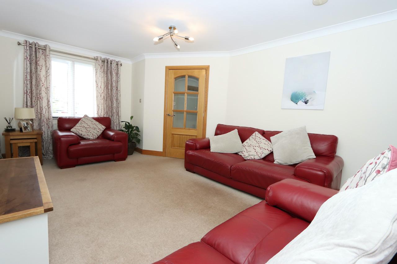 Foxdale Drive, Bonnybridge, FK4 2FE