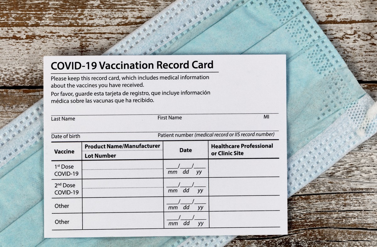 HR Briefing Tips on Implementing the ‘Vaccine or Test’ Mandate New