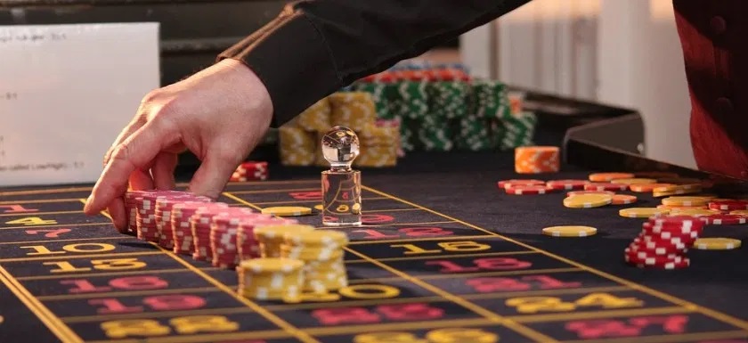 4 Tips for Staying Safe When Playing Poker Online Direct