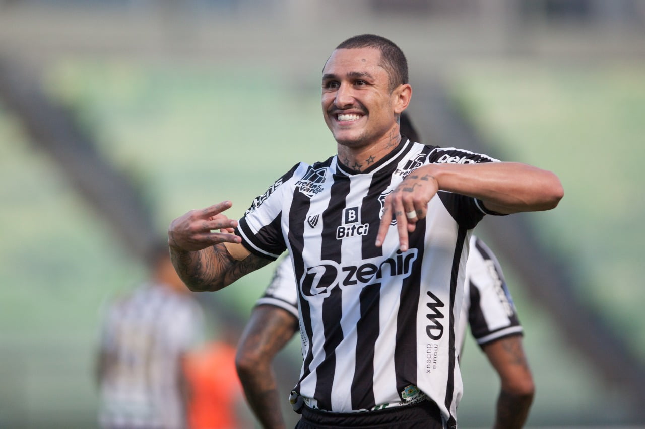 Diretoria do Fluminense decide montar operação por Vina Fluminense