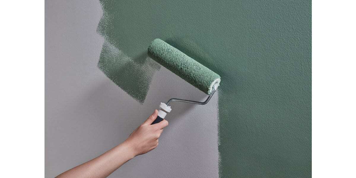 A Handy DIY Guide to Painting With Gloss Paint
