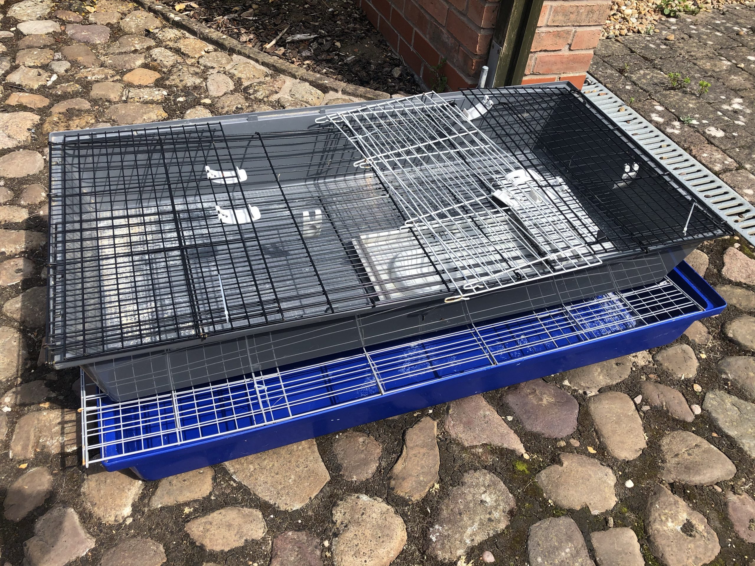 120cm Cage (USED) Neville's Nest