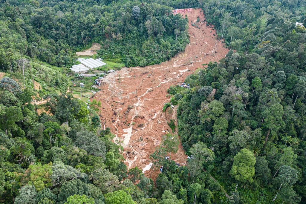 Malaysia landslide death toll rises to 21