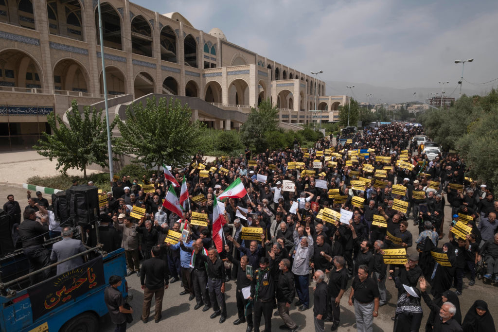 Iranian officials mull death penalty to Quran burners