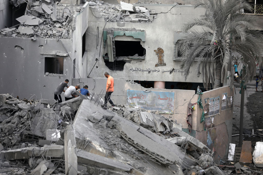 Gaza Over 1,000 buildings destroyed, 123,000 displaced