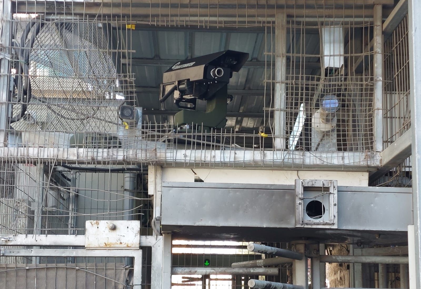 Israel places remotecontrolled weapon at Hebron checkpoint