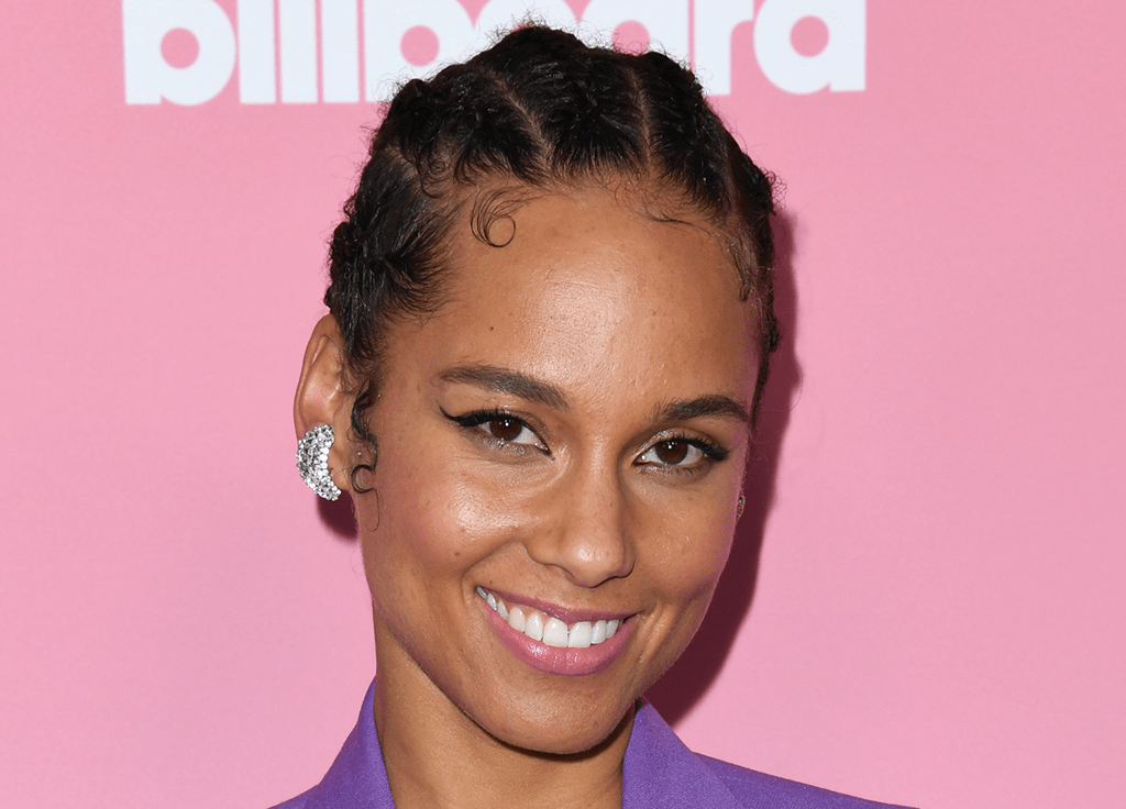 Alicia Keys Just Revealed Her New Lifestyle Beauty Brand, Keys Soulcare