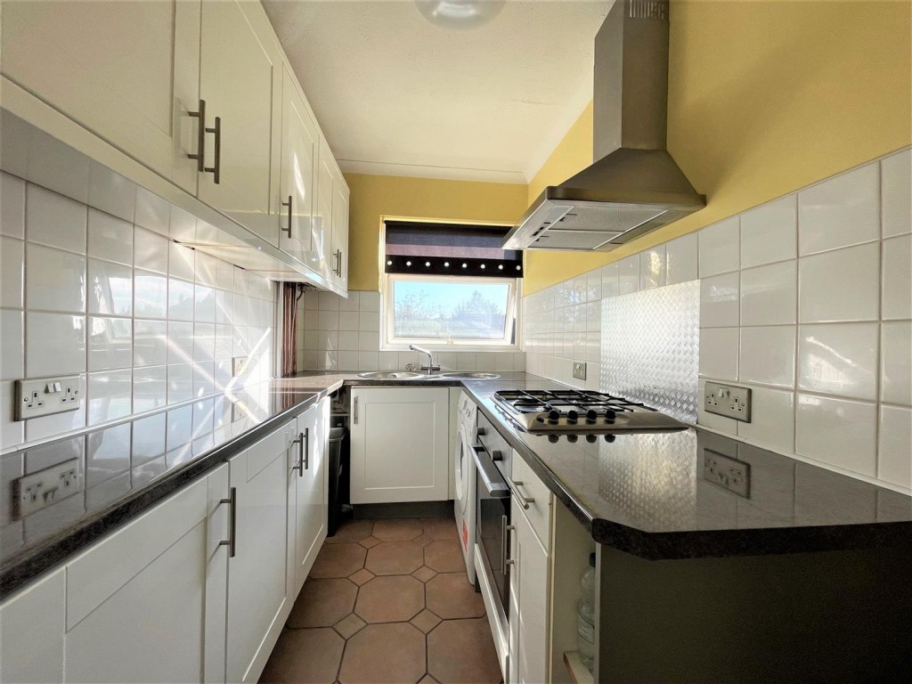 Kilmiston House, Manygate Lane, Shepperton, 2 bedroom, Flat Purpose Built