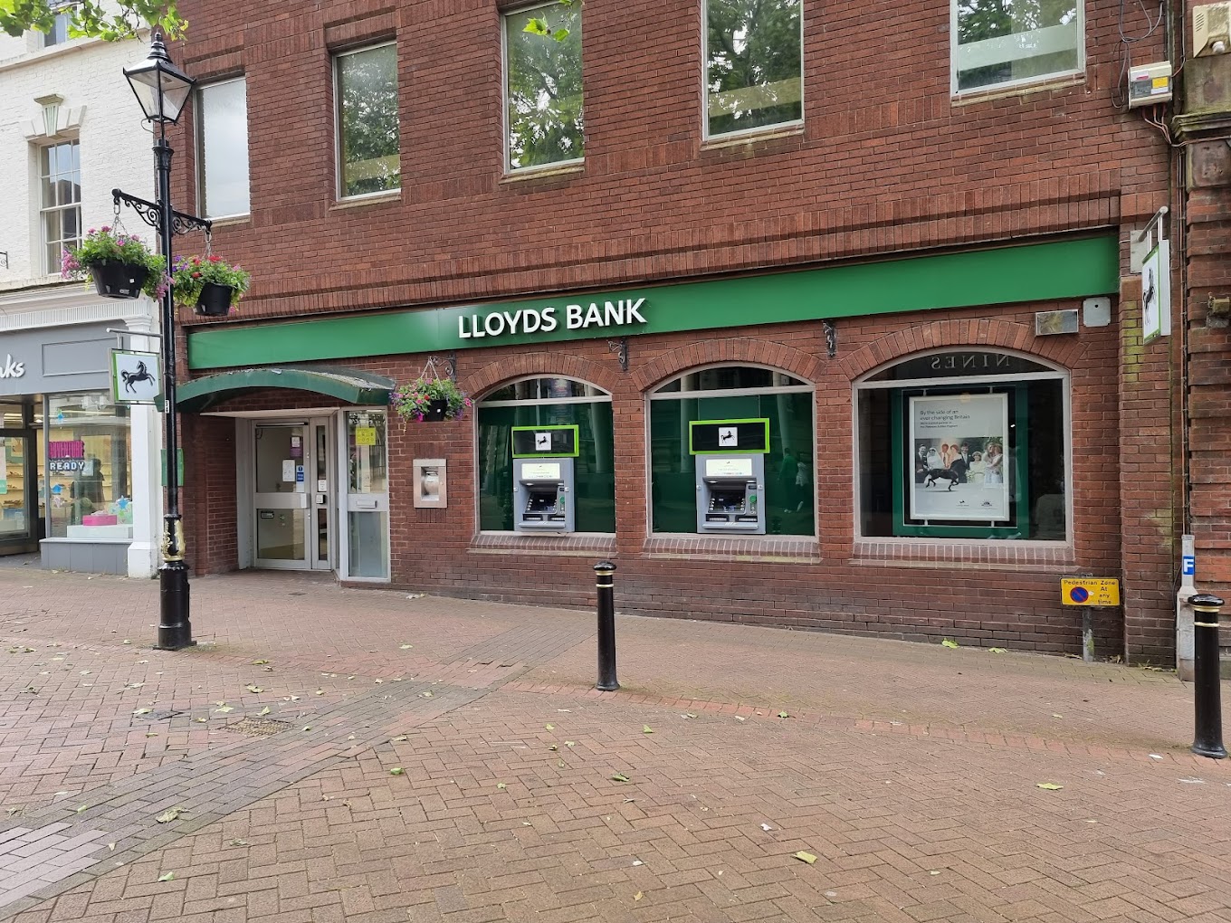 Lloyds Bank to NewcastleUnderLyme